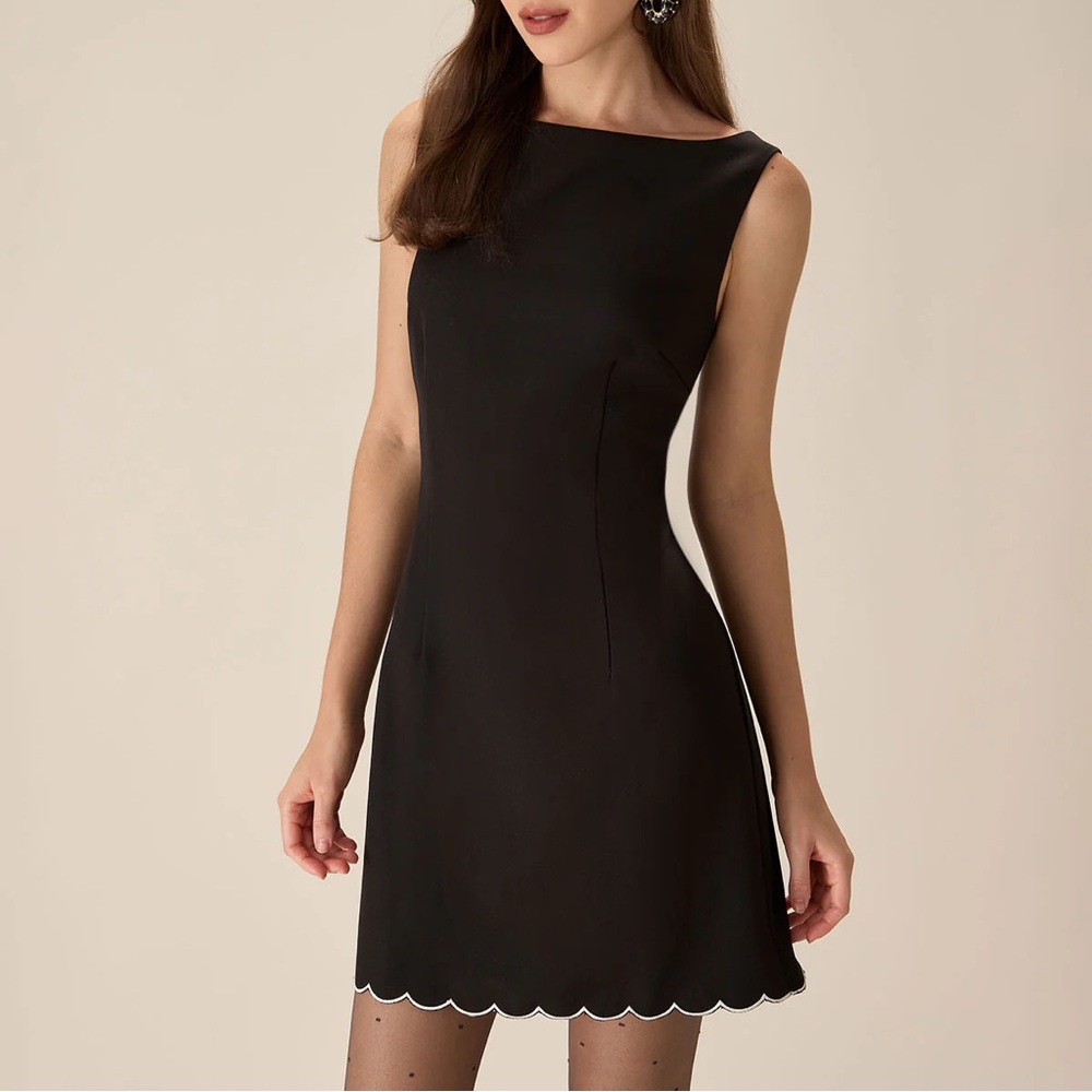 RIHOAS Black Sleeveless Scallop Hem Mini Dress